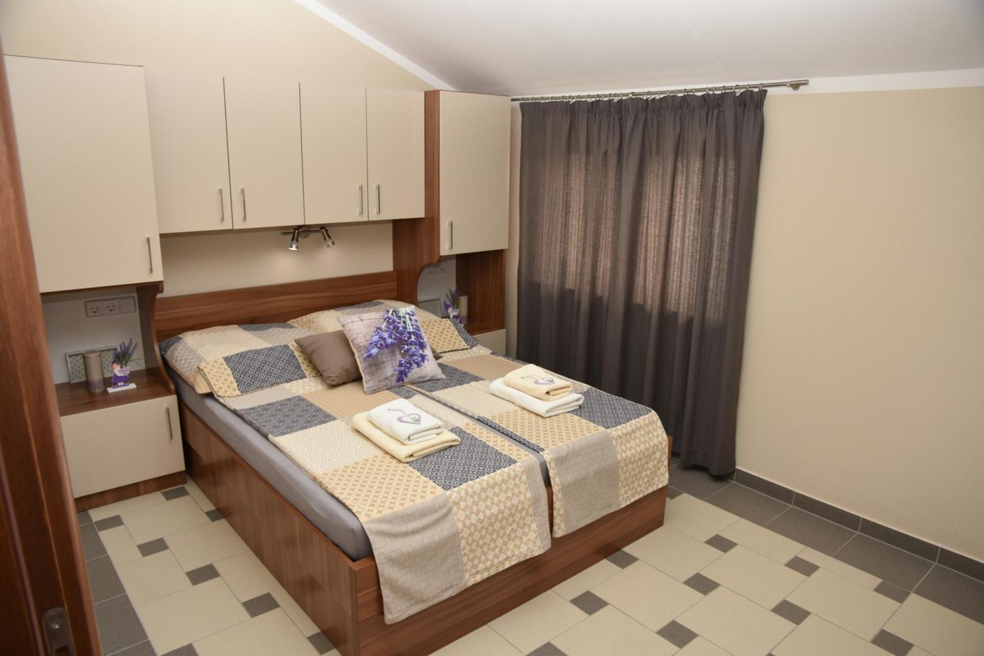 Apartments Lavendula 보디체 외부 사진