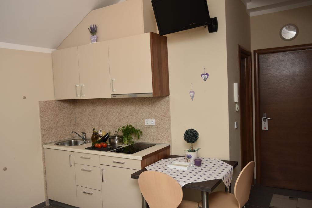 Apartments Lavendula 보디체 외부 사진